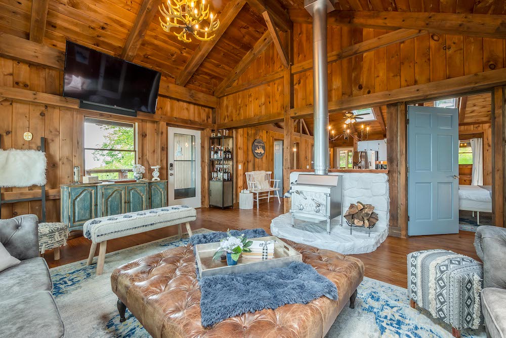 Exploring Luxurious Mountain Rentals North Living