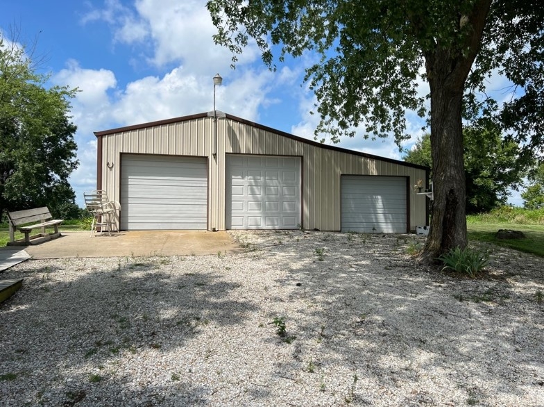 40 Acres Horseshoe Ave. Bevier, MO