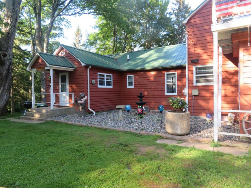 Tackle Box Cabin Rental WI Northwoods Reel’em In Resort