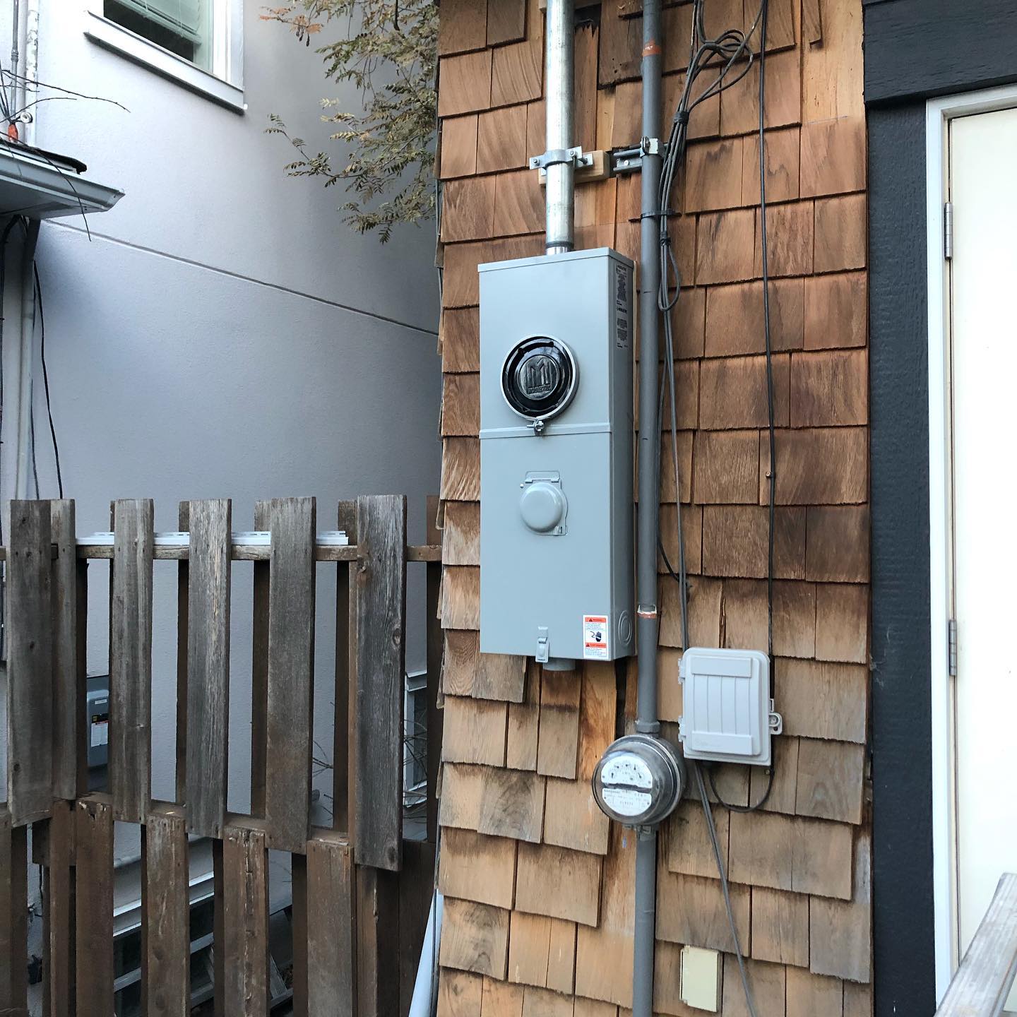 Norwalk Blvd Electric