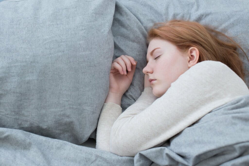 Pourquoi les ados ontils autant besoin de sommeil ? Nos Pensées