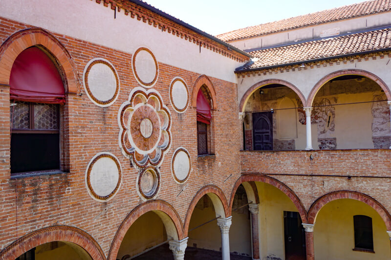 16 Fabulous Things to Do in Ferrara, Italy (in One Day)! It's Not