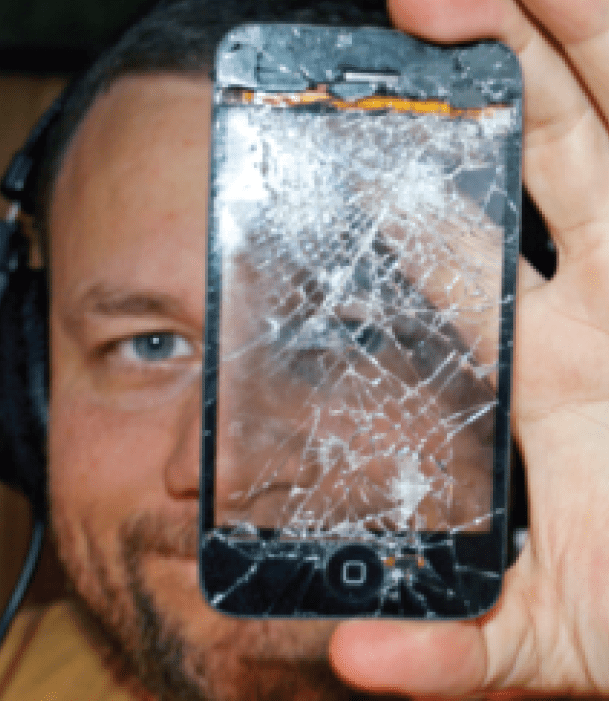 How To Fix a Broken iPhone 3GS Screen for 24