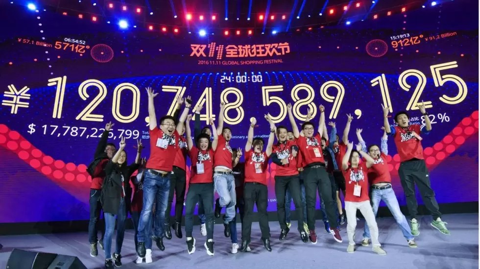 [Alibaba] ทุบสถิติใหม่ยอดขายวันคนโสด 11 เดือน 11 ยอดทะลุ 2.8 แสนล้านบาท เพียงแค่ชั่วโมงเดียว