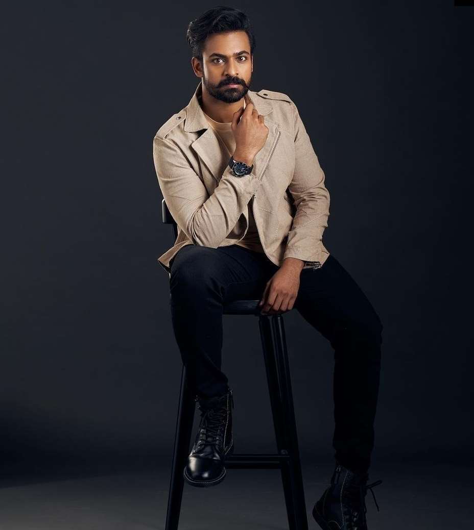 Vaishnav Tej Birthday, Real Name, Age, Weight, Height, Family, Facts