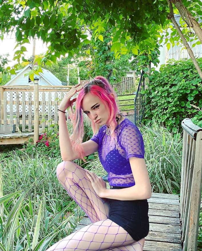 Arin Knox Birthday, Real Name, Age, Weight, Height, Family, Facts