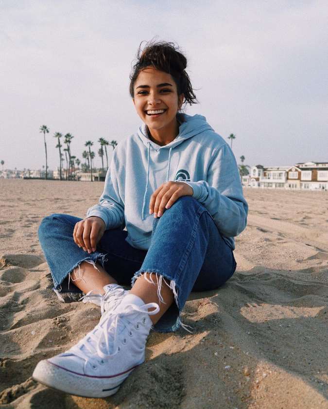 Sienna Mae Gomez Birthday, Real Name, Age, Weight, Height, Family