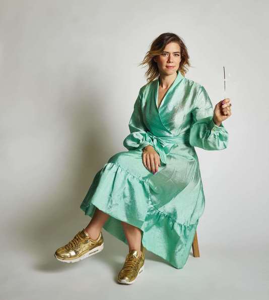 Lou Sanders Birthday, Real Name, Age, Weight, Height, Family, Facts