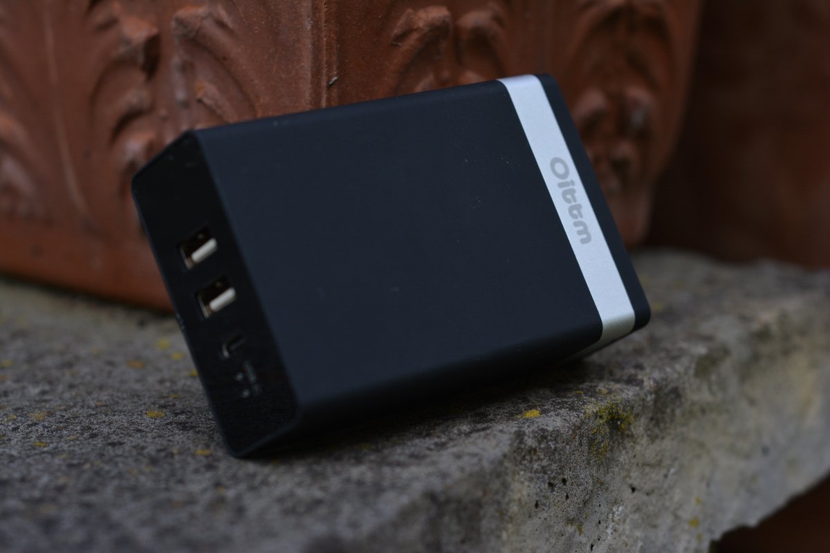 Oittm Travel Charger brings power to your gadgets review NotEnoughTech