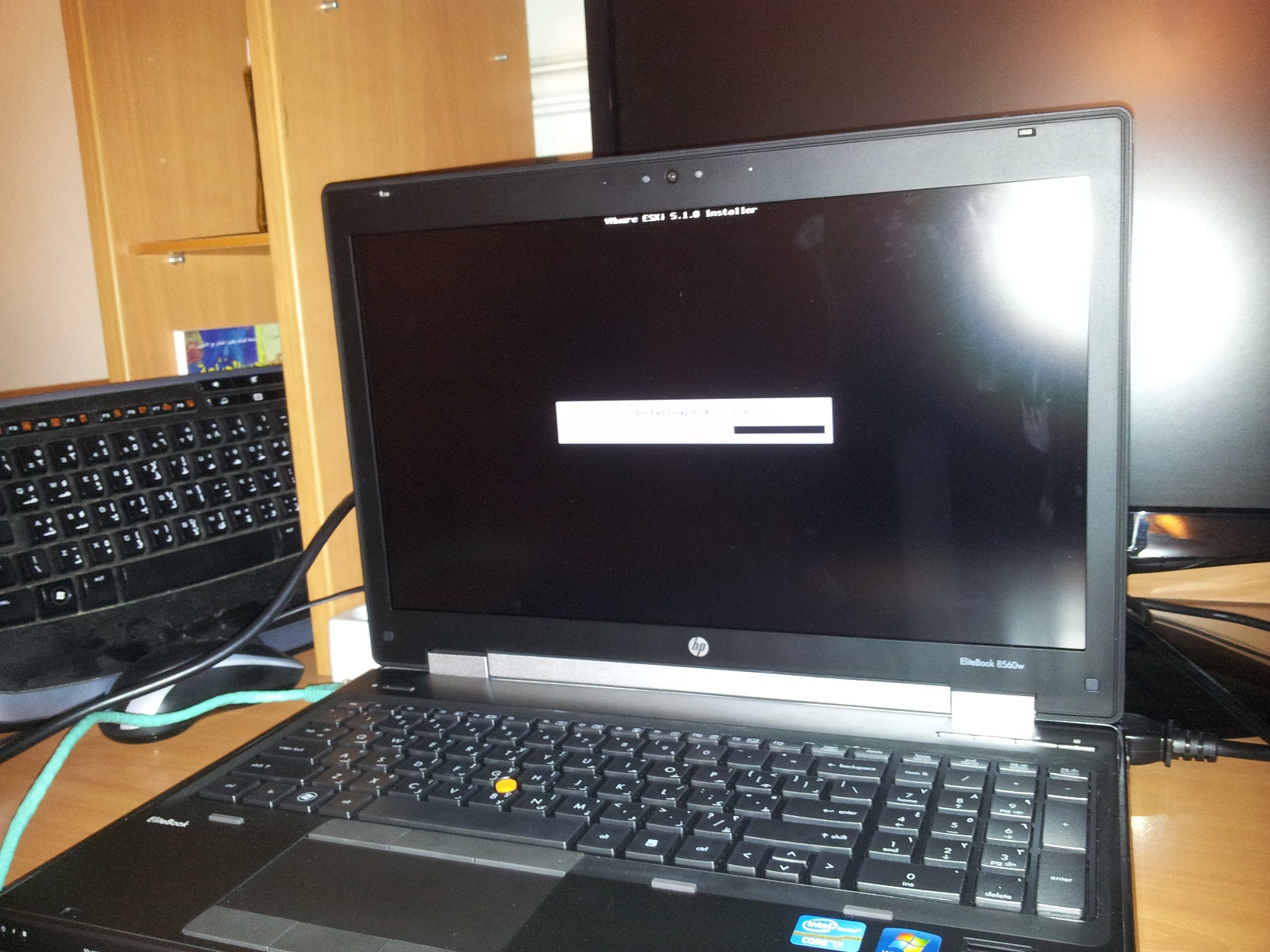 Install ESXi 5.x on HP EliteBook 8560w Workstation doOdzZZ'sNotes
