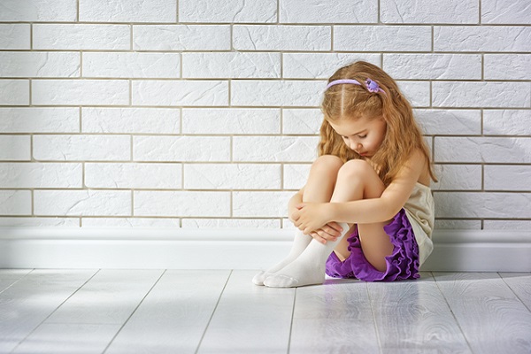 ねだる」と「せがむ」と「せびる」の違いとは？意味と使い分けを解説 – スッキリ 20代の娘が母親に「抱っこ」をせがむ…子供時代が影響？ - Notesmarche (ノーツマルシェ)