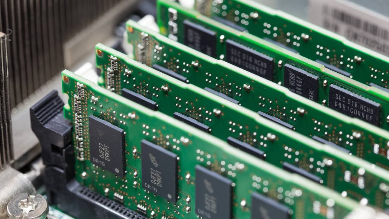 Different Types of Memory Packaging [Explained]