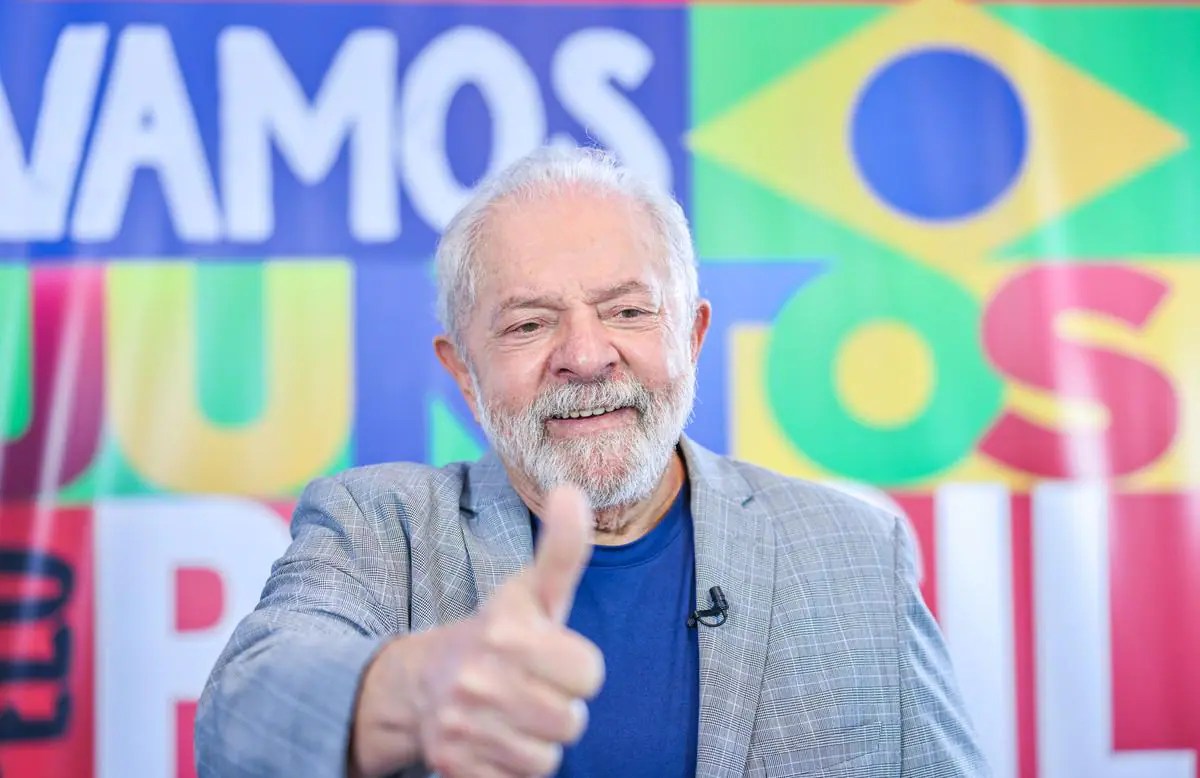Lula recebe diplomação nesta segundafeira (12), em Brasília