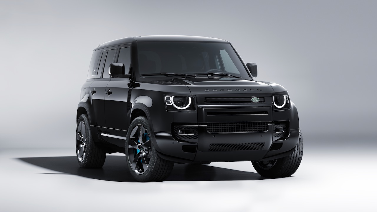 Land Rover Defender V8 Bond Edition celebrando la nueva película de 007