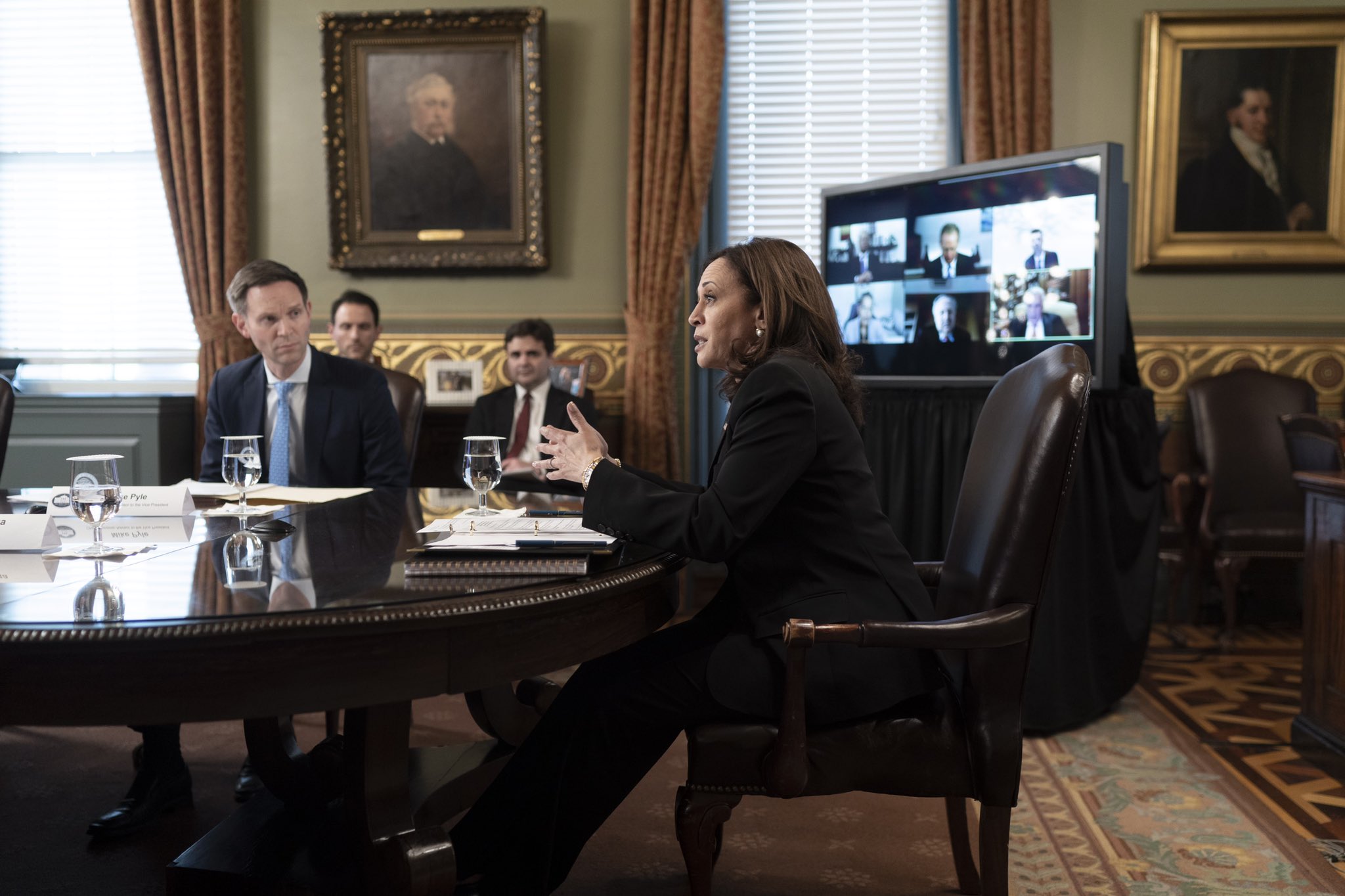 Kamala Harris anuncia inversiones de empresas en Centroamérica Kamala Harris anuncia inversiones de empresas en Centroamérica