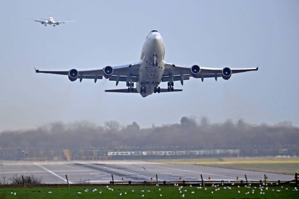 EEUU restringirá viajes desde la India EEUU restringirá viajes desde la India