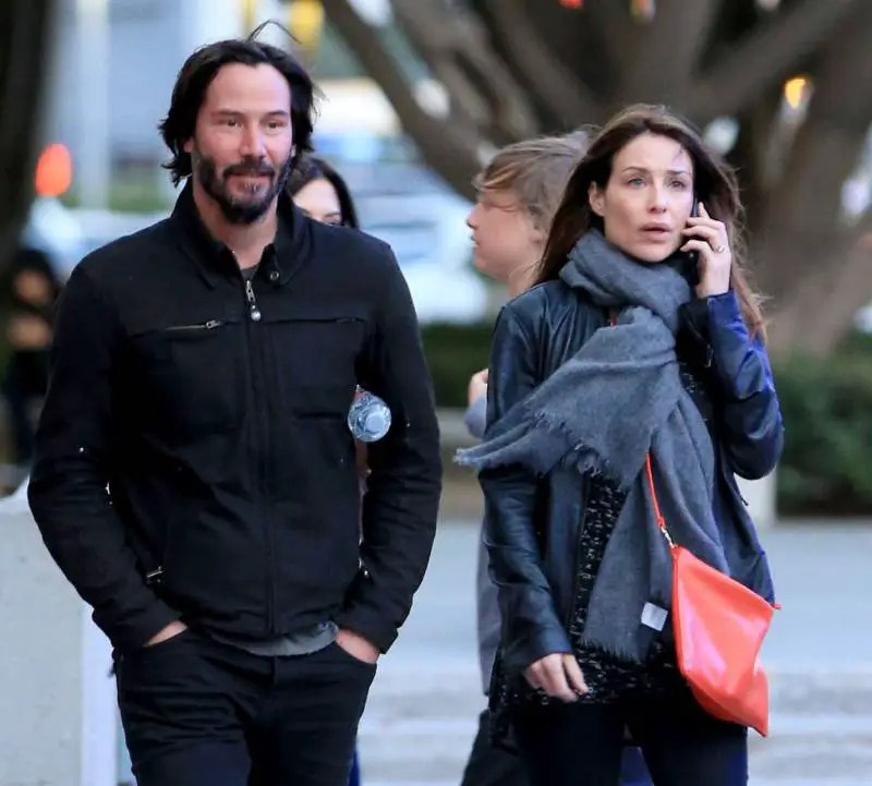 Quién es la nueva novia de Keanu Reeves? Notinerd