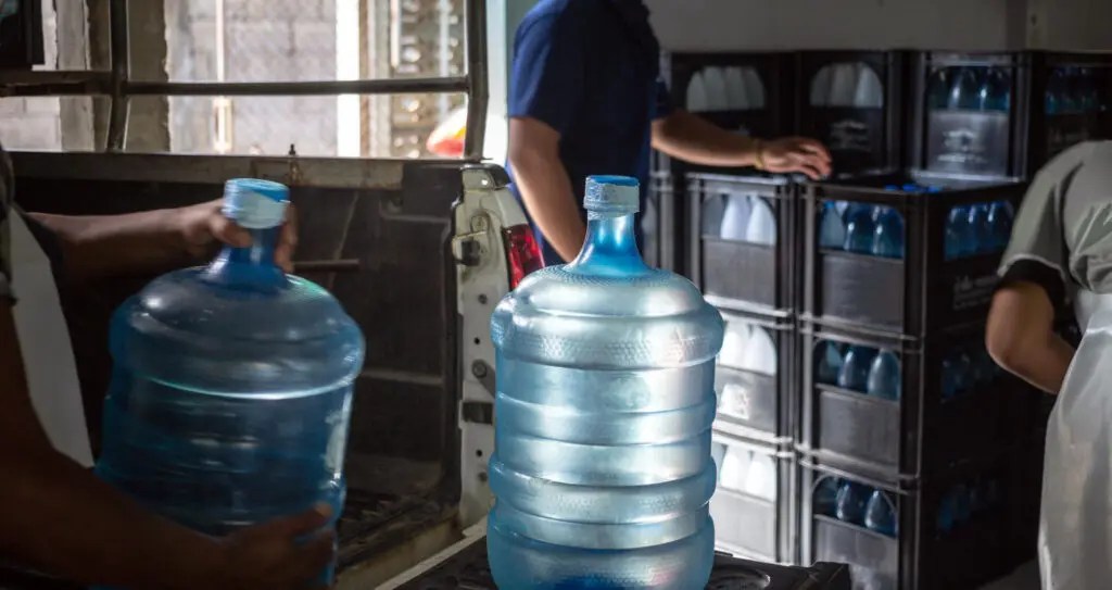 How To Use Stackable Water Jugs For Storage Expert Tips