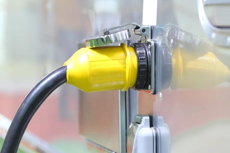 What Is 3 Phase Power and How Does It Work? NovaChill