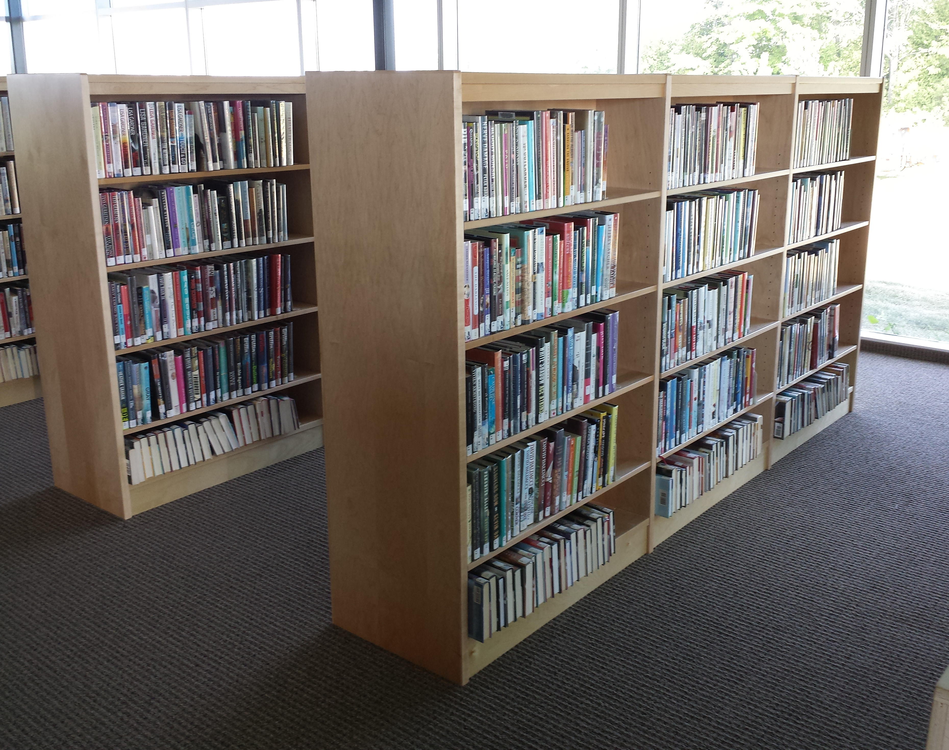 Maple Library Shelving Nova Woodworks & Custom Carpentry