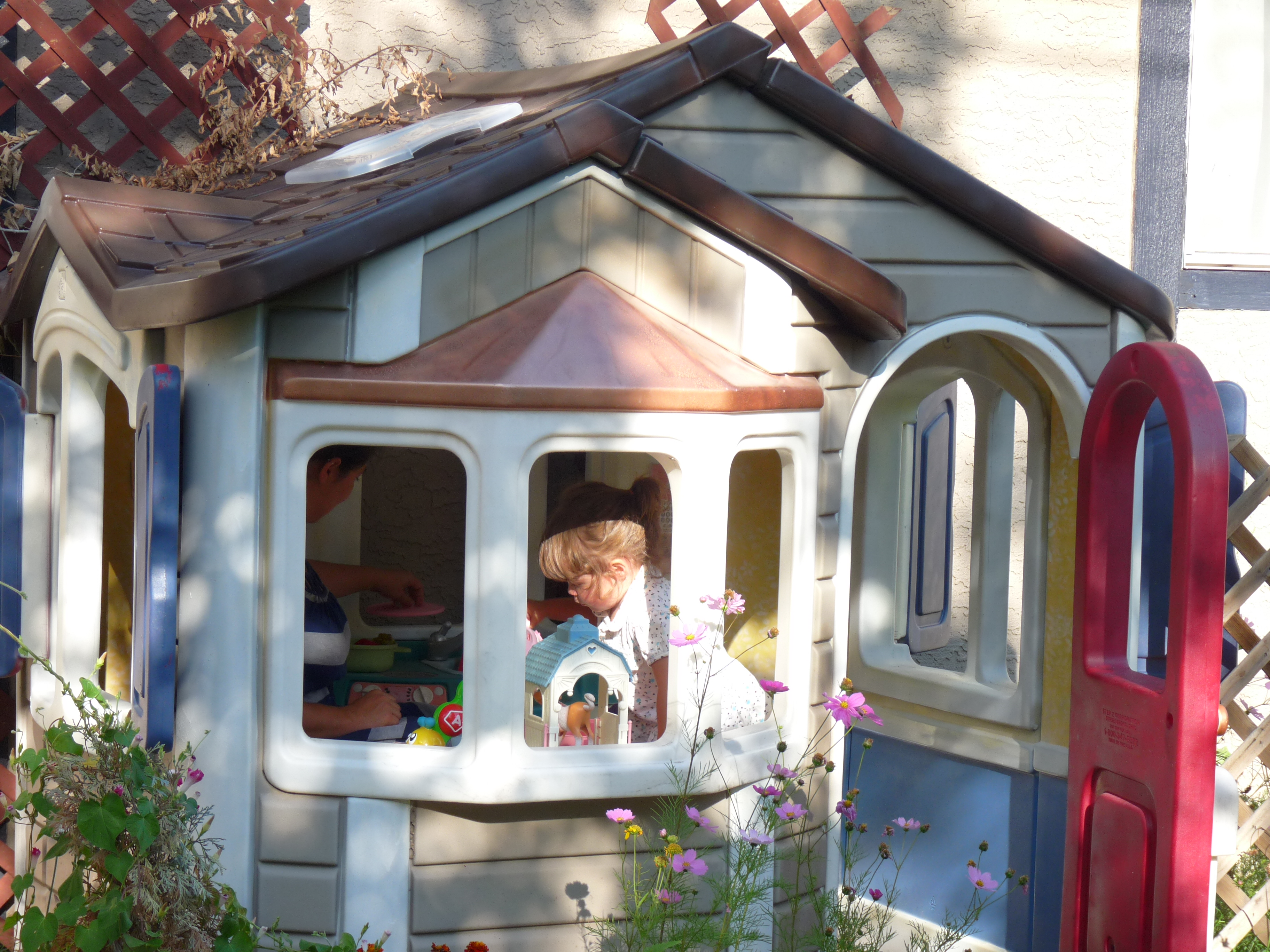 Paint Plastic Playhouse Cheep!Chickadee