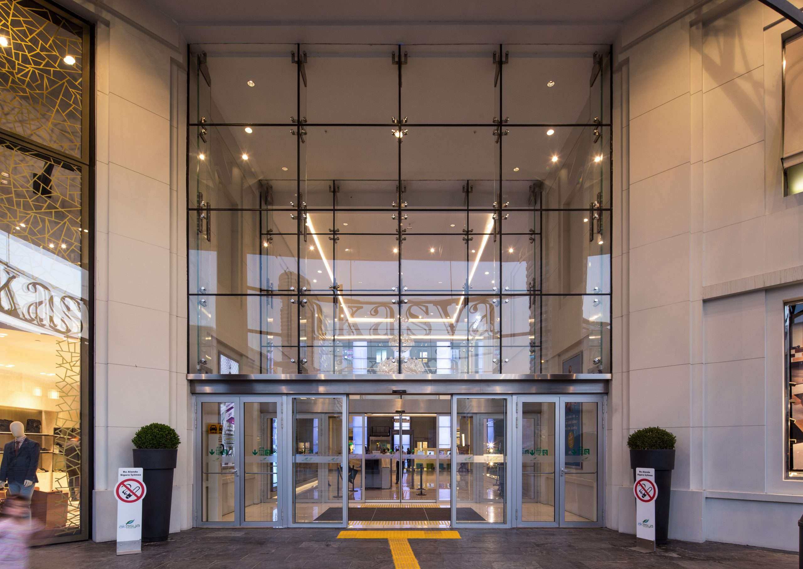 Akasya Mall All Glass Entry + Façade Novum Structures