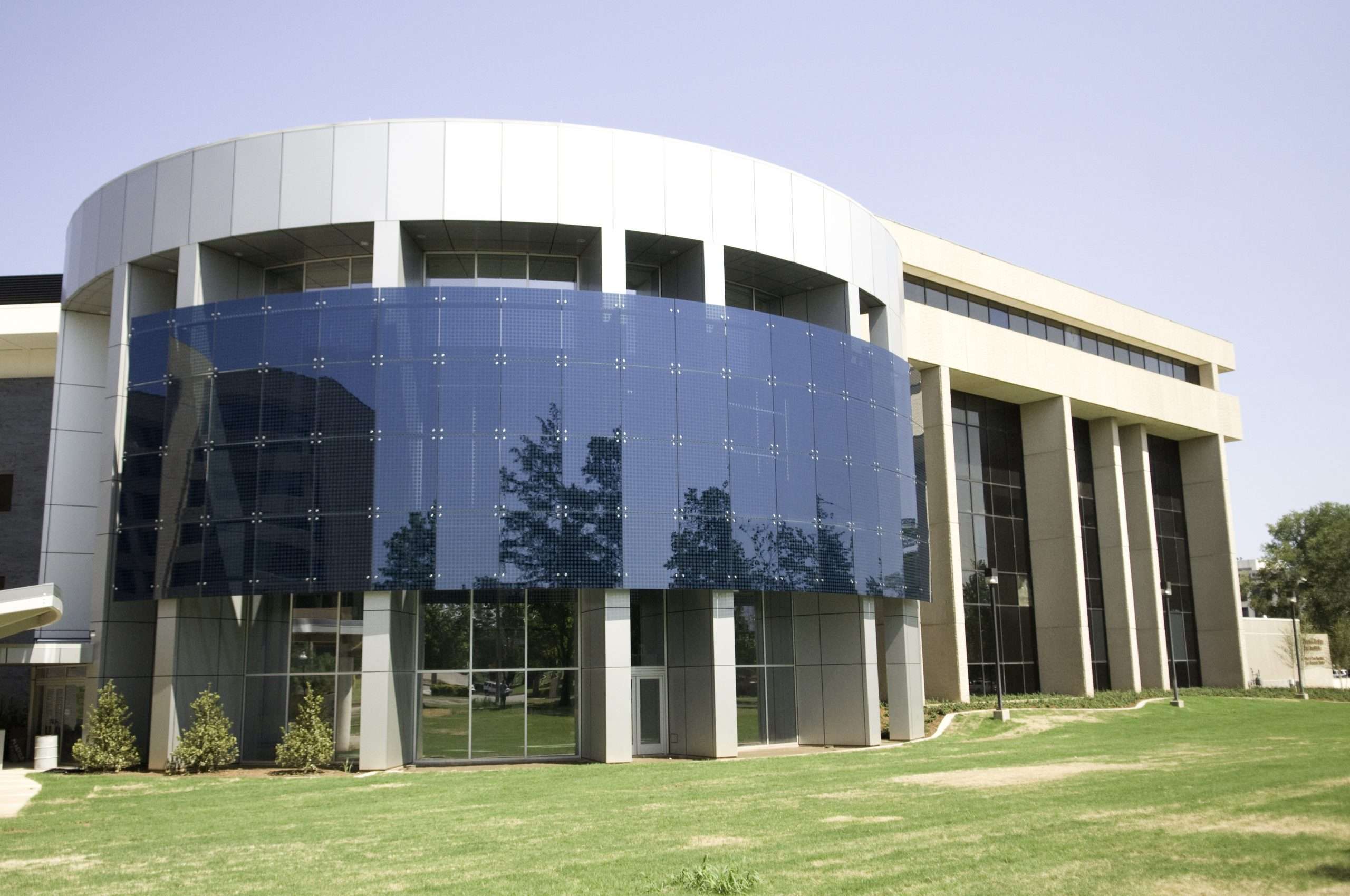 Dean McGee Eye Institute Novum Structures