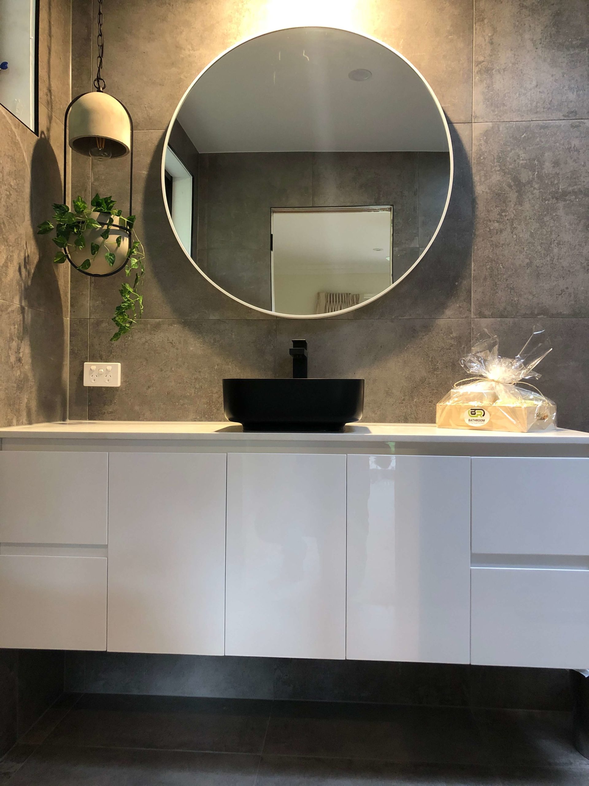 Latrobe Avenue, Bundoora NOW Bathroom Renovations