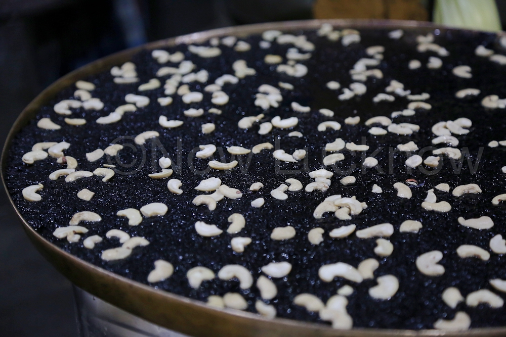 YOU WILL BE SURPRISED AT HOW MANY KINDS OF HALWAS YOU CAN TRY IN