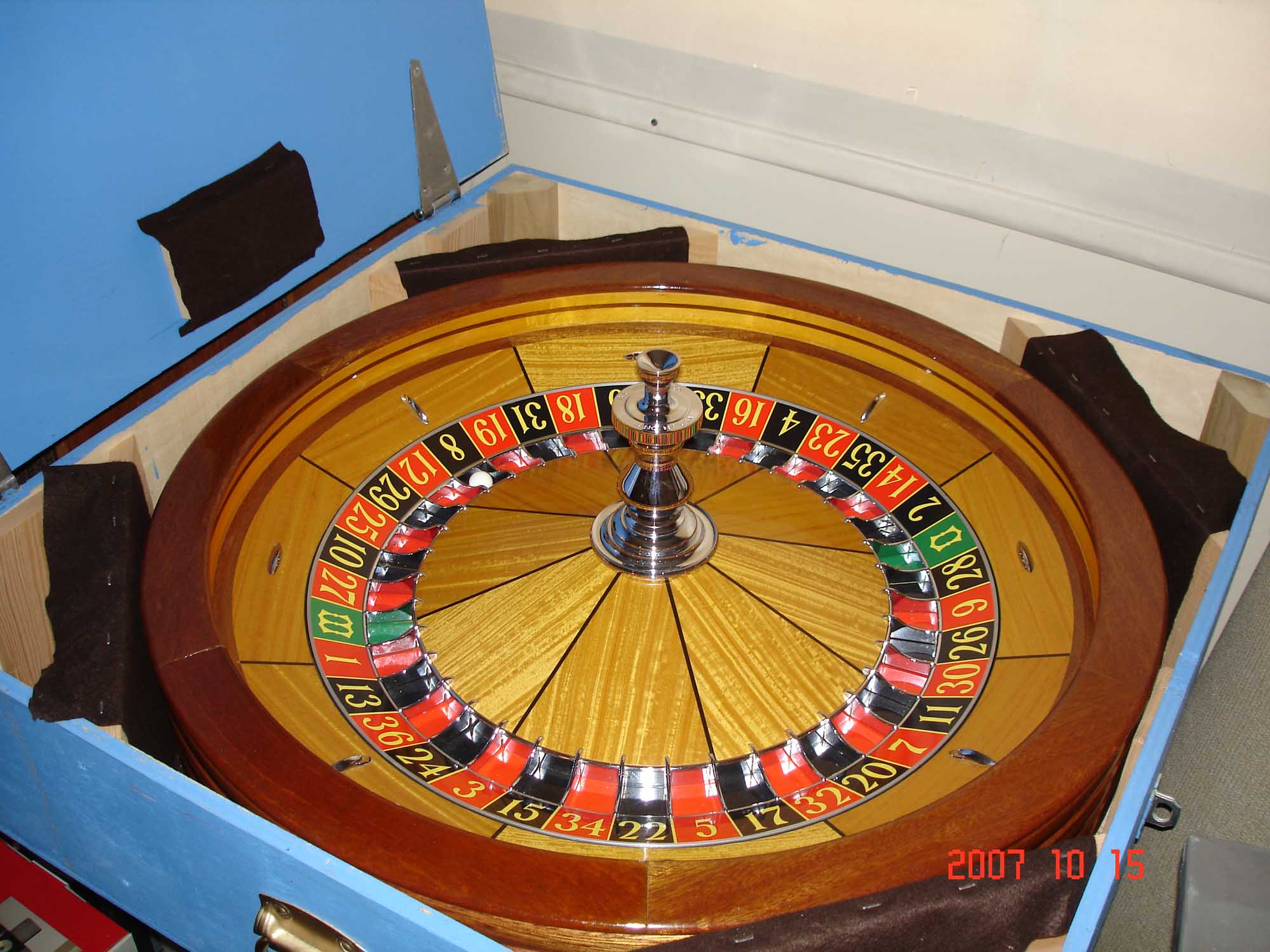 Com BLACK JACK 21 Roulette Wheel For Sale "John Huxley"