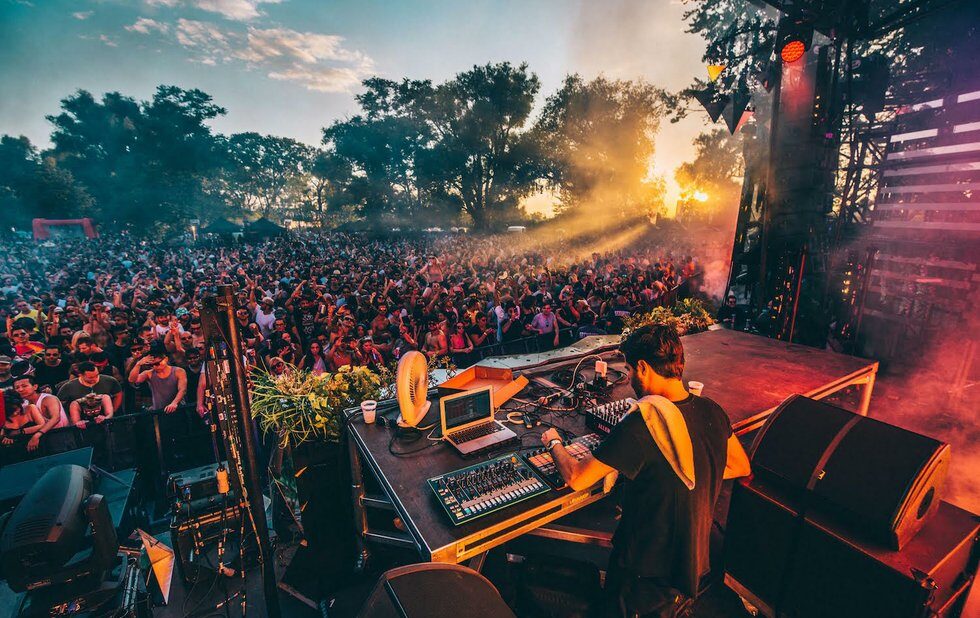 Electric Island to relocate as city closes Toronto Islands through June