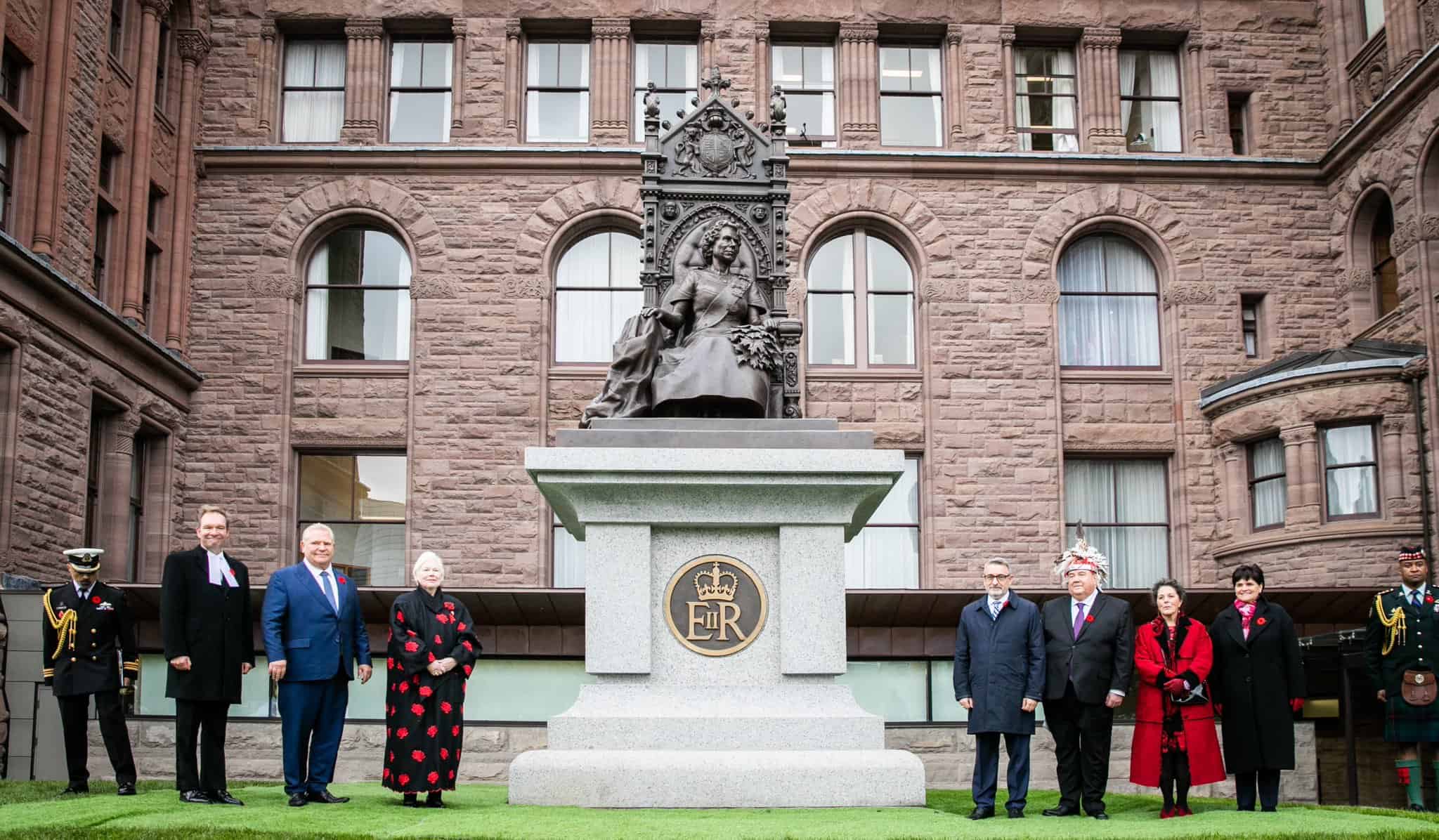 People are divided over new statue of Queen Elizabeth II at Queen’s
