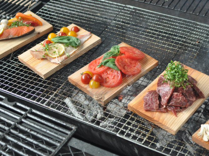 知ってる？蓋つきグリルで『プランク』を使えばいつもと一味違う新しいバーベキュー（BBQ）が楽しめる！