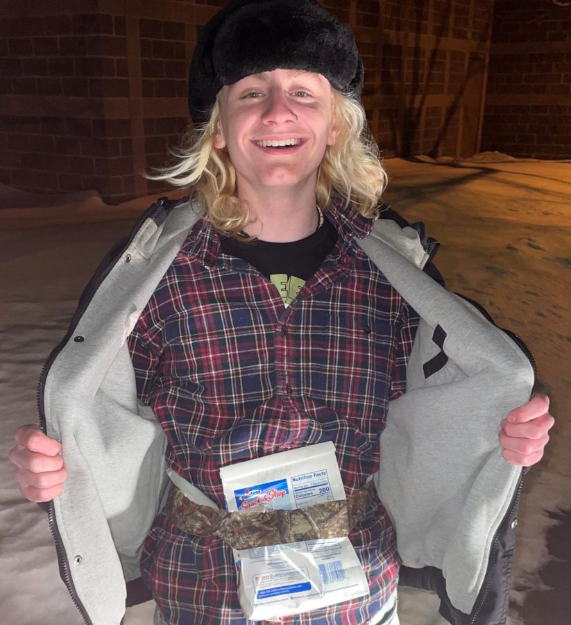 Tips for sneaking food into movie theaters Trojan Times