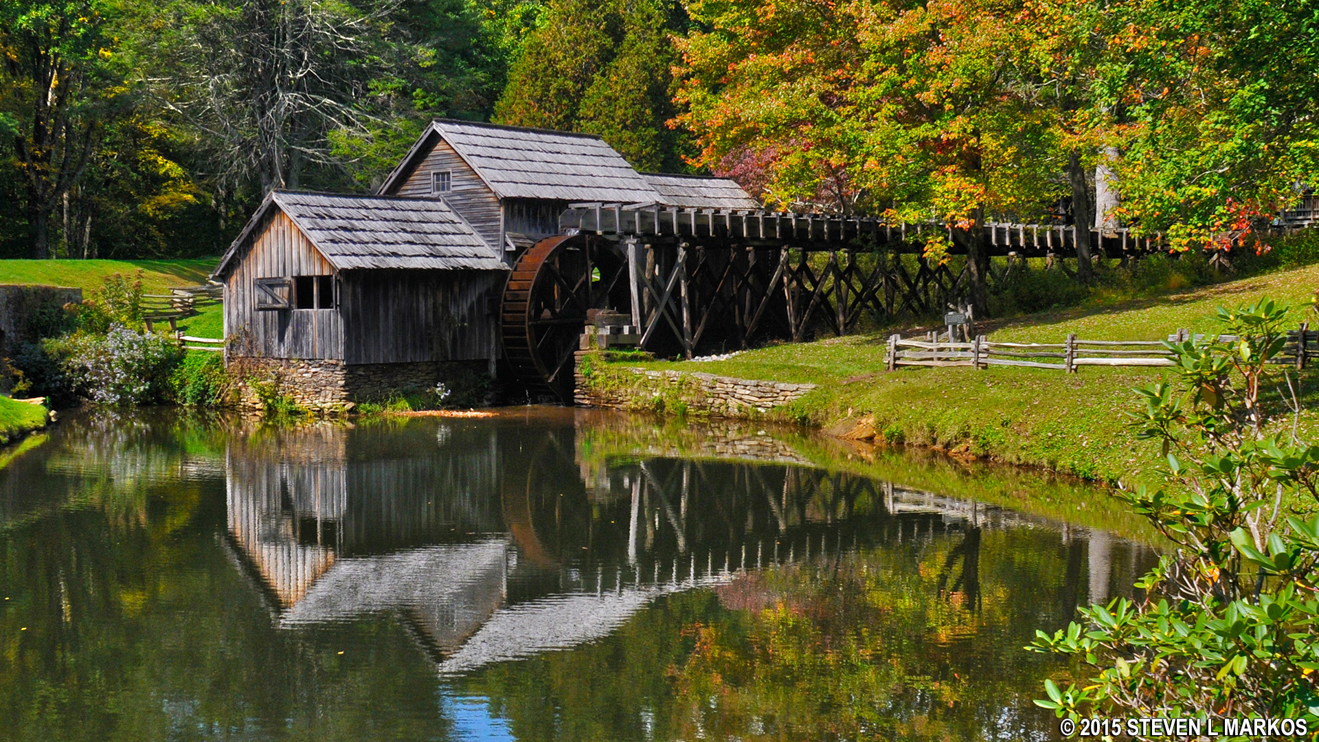 Blue Ridge Parkway MABRY MILL (MP 176.2) Bringing you America, one