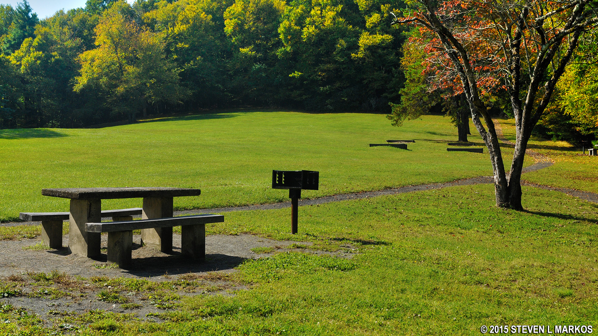 Blue Ridge Parkway CUMBERLAND KNOB PICNIC AREA (217.5) Bringing you