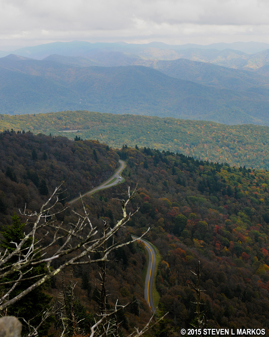 Blue Ridge Parkway WATERROCK KNOB TRAIL (451.2) Bringing you