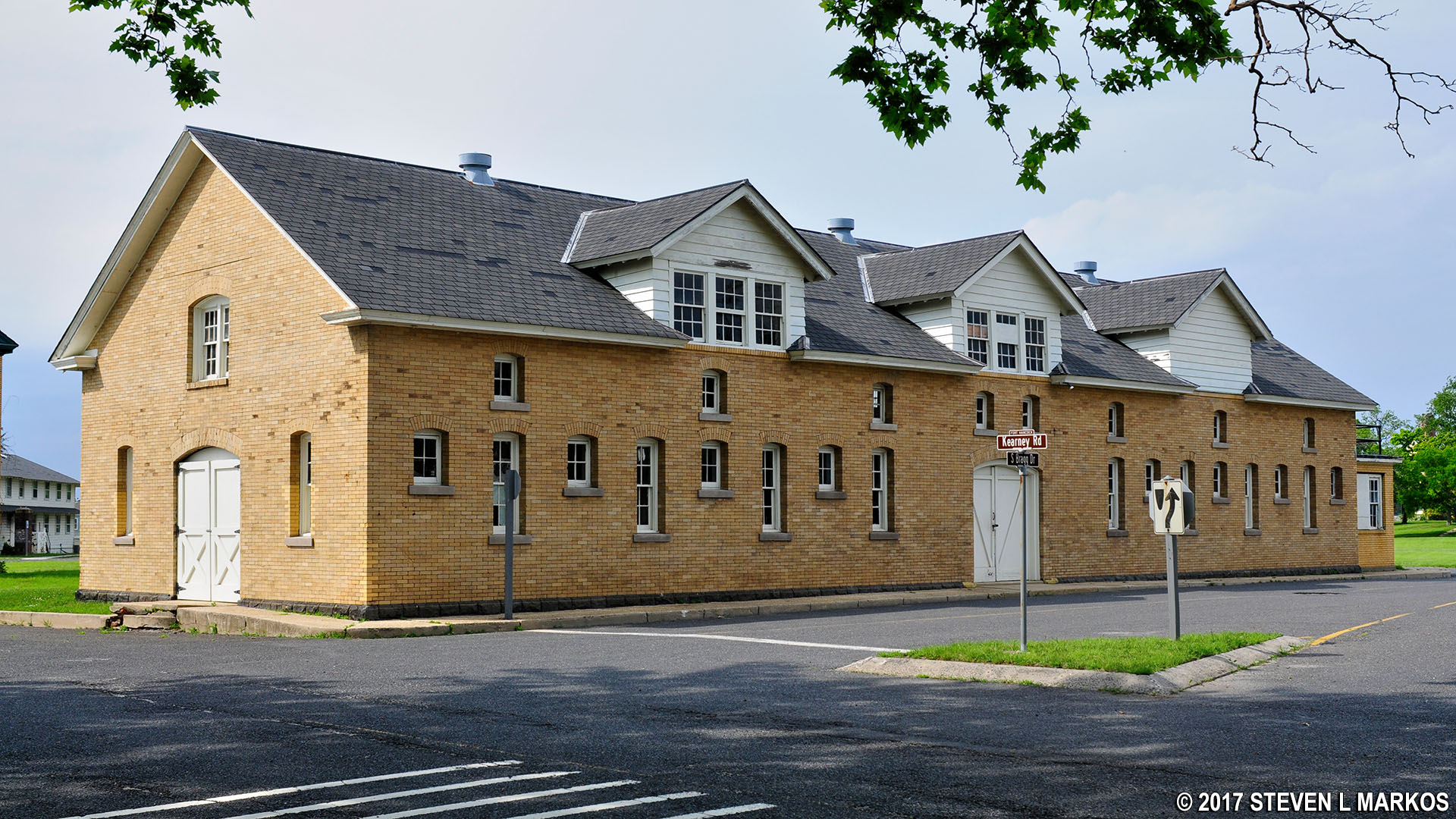Gateway National Recreation Area MULE BARN AT FORT HANCOCK