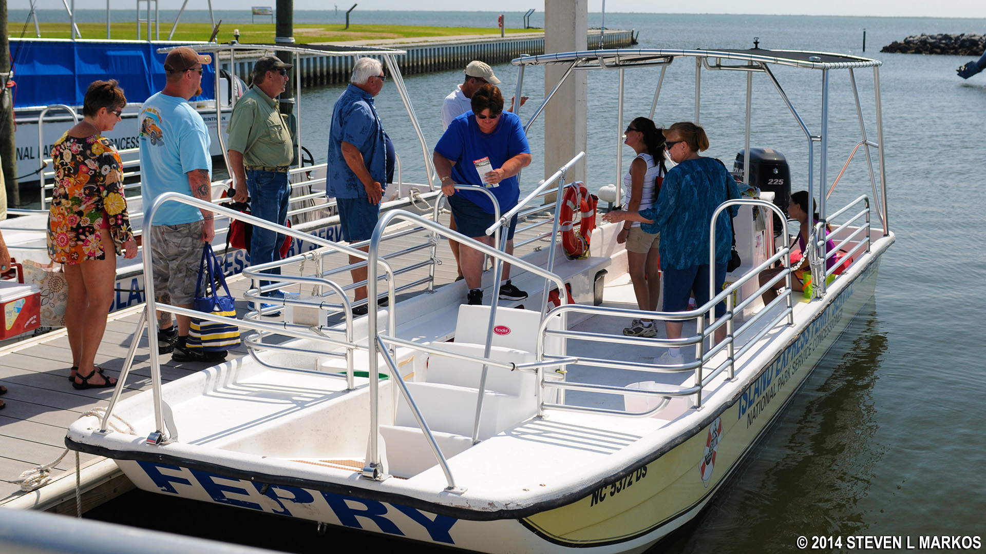 Cape Lookout National Seashore GETTING THERE