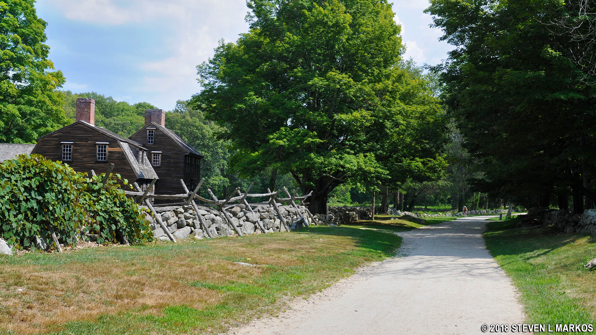 Minute Man National Historical Park BATTLE ROAD TRAIL Bringing you