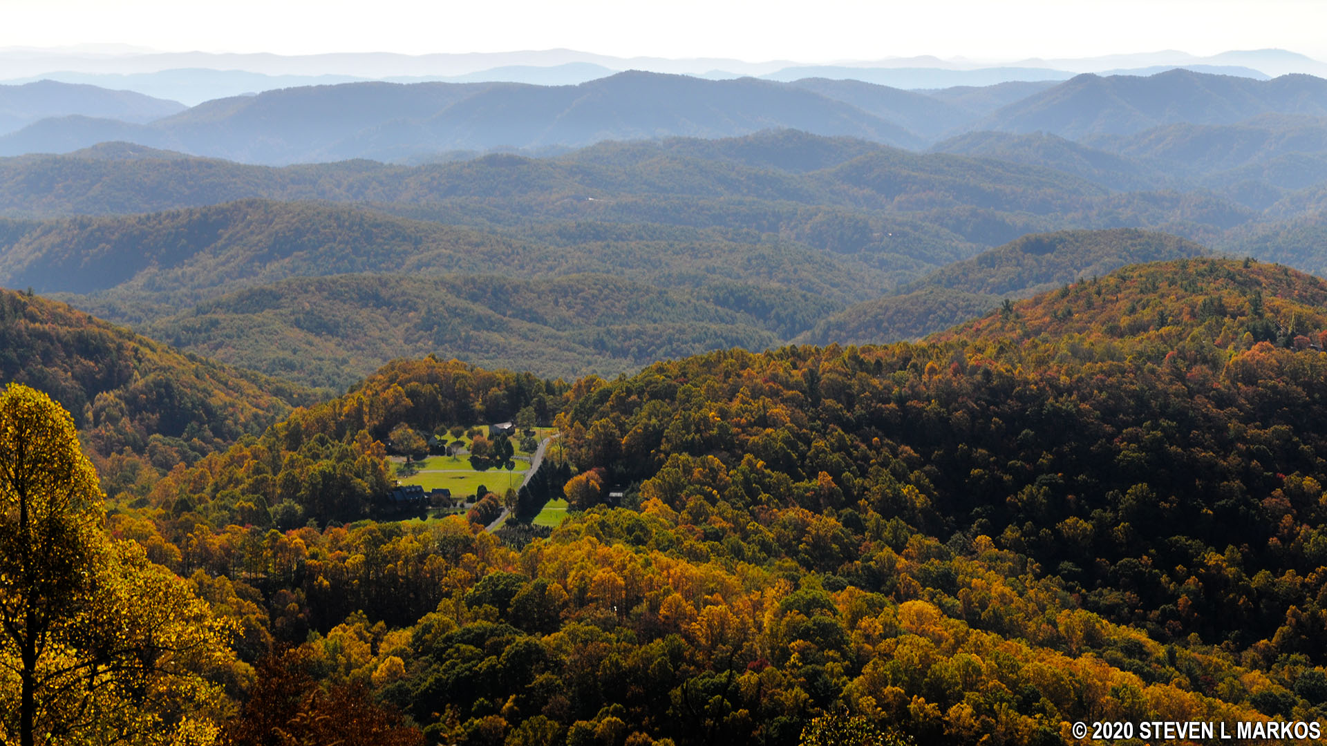 Blue Ridge Parkway YADKIN VALLEY OVERLOOK (MP 289.9)