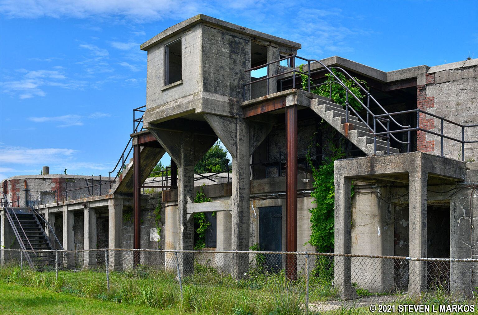 Gateway National Recreation Area NINEGUN BATTERY AT FORT HANCOCK