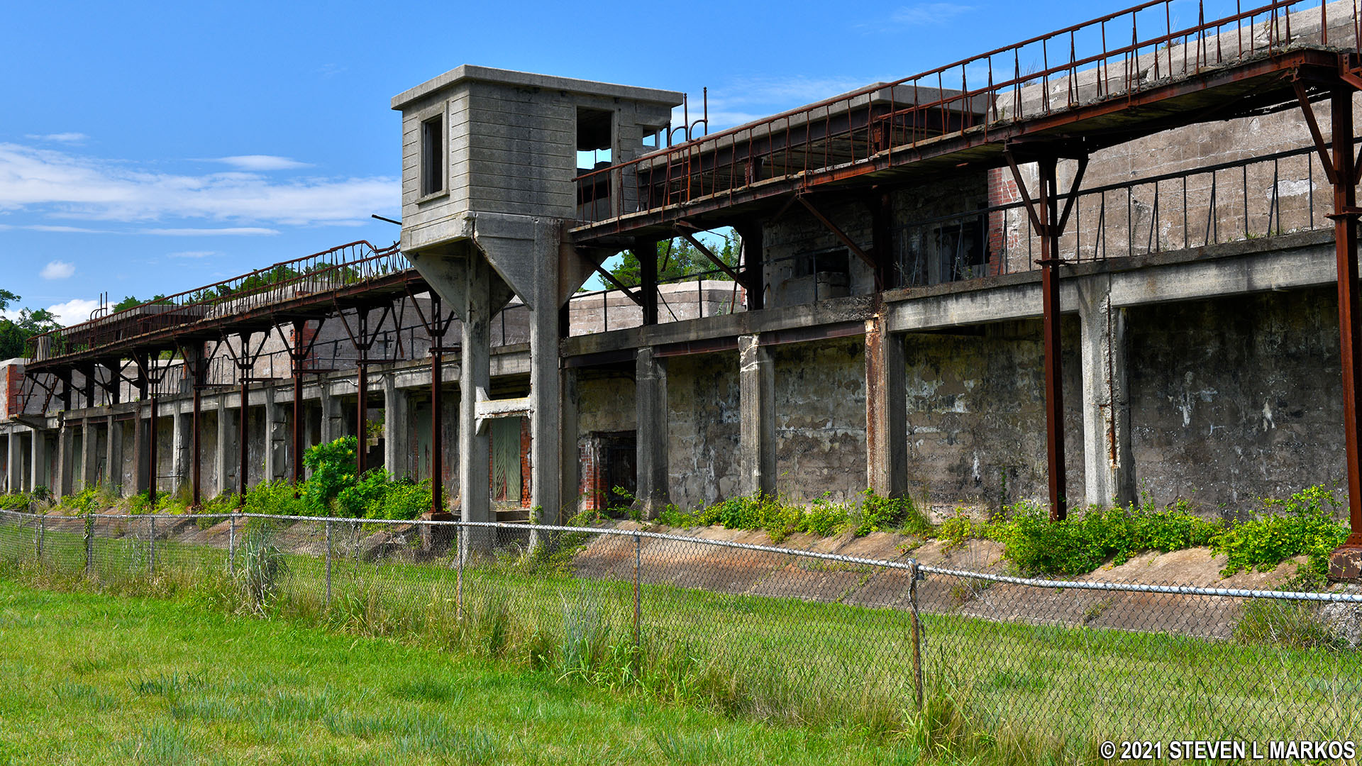 Gateway National Recreation Area NINEGUN BATTERY AT FORT HANCOCK