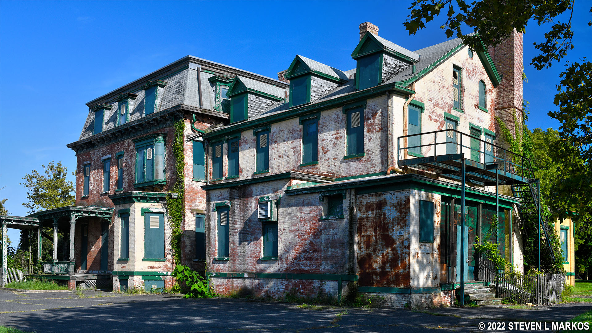 Gateway National Recreation Area OFFICERS’ CLUB AT FORT HANCOCK