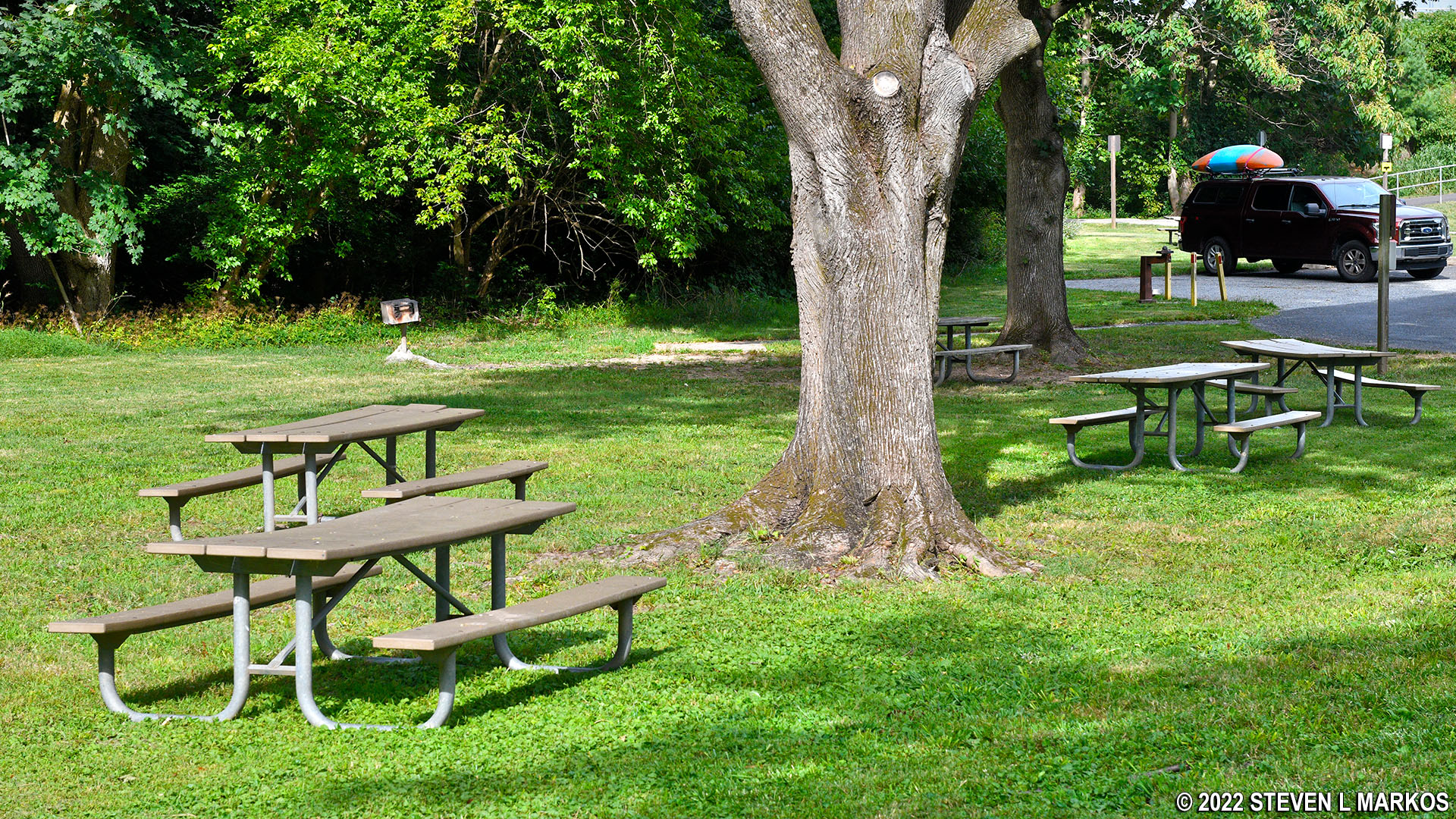 Valley National Historical Park BETZWOOD PICNIC AREA Bringing
