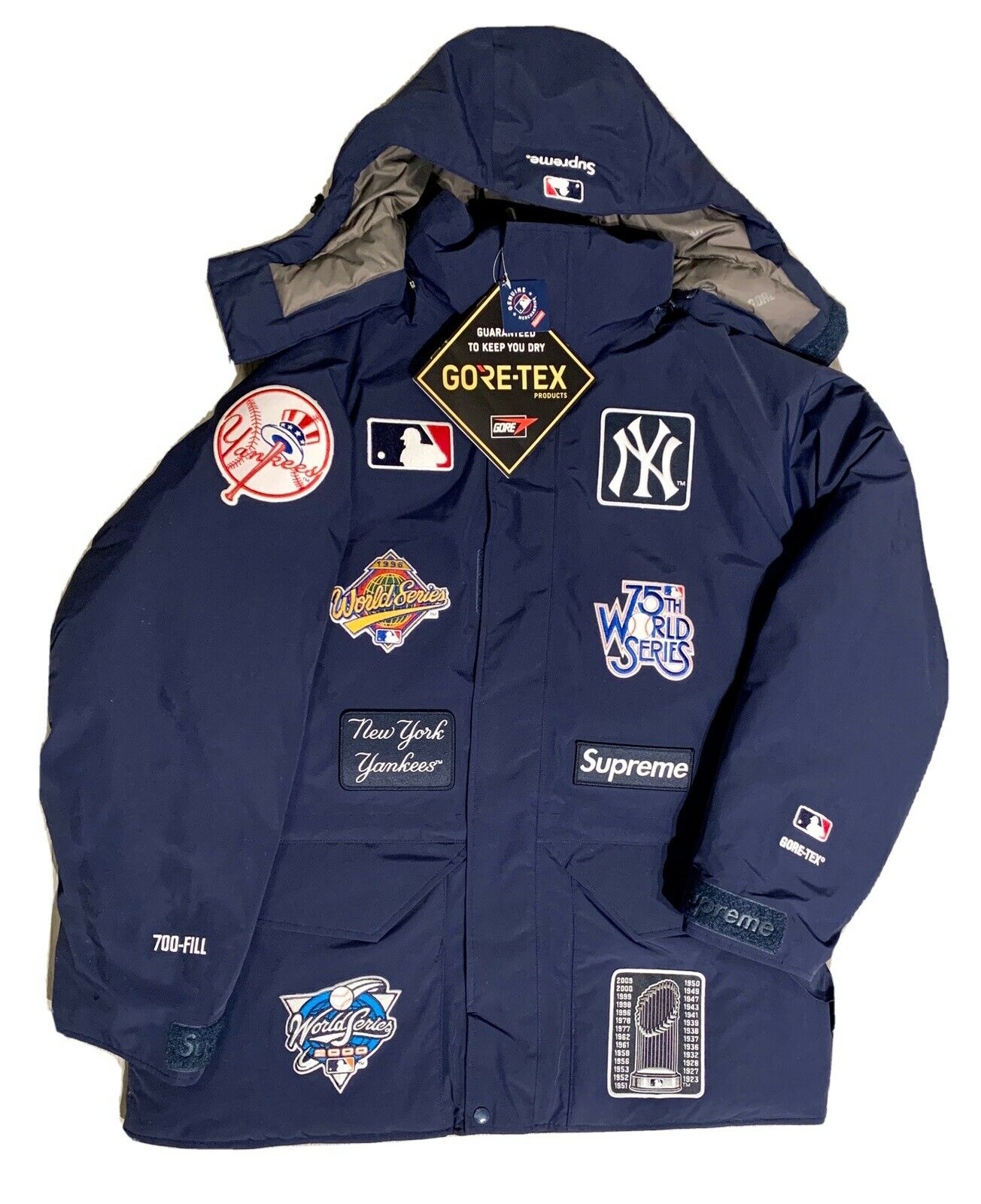 Supreme x New York Yankees x GORE‑TEX 700‑Fill Down Jacket Navy Novelship