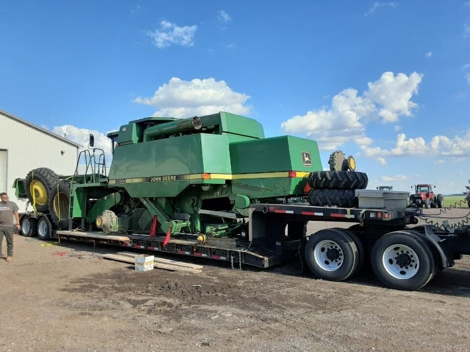 Farm Equipment Hauling Tractor Hauling Nationwide