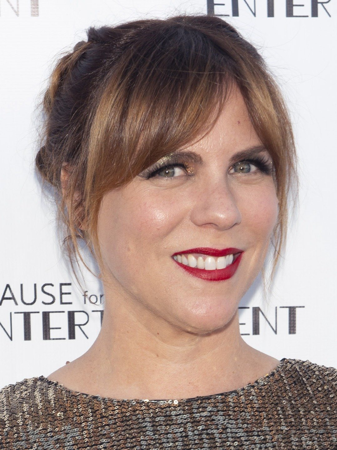 Sarah Burns - Actress, Comedian