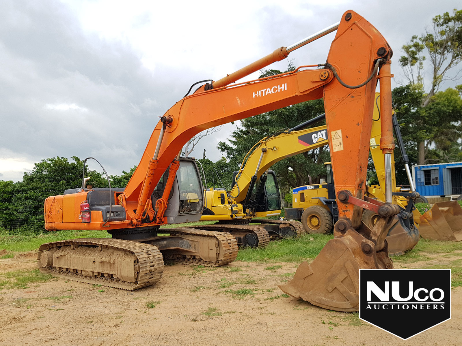 HITACHI ZAXIS 270 EXCAVATOR NUco Auctioneers