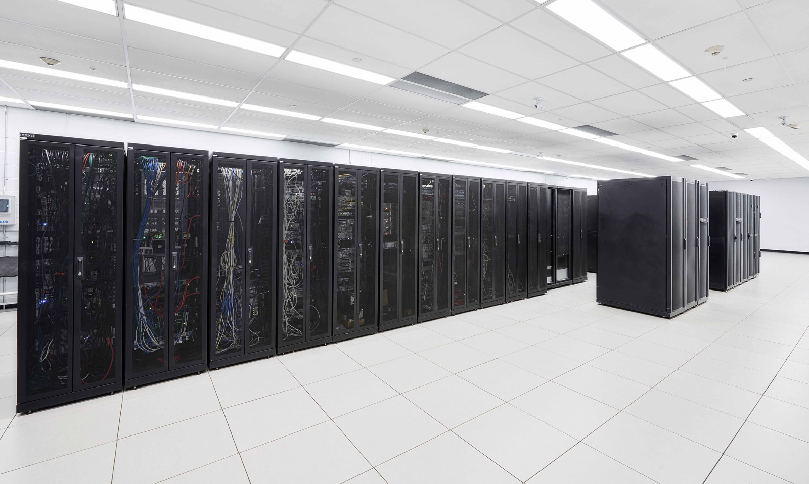 data centre Toronto (5) Toronto's Premium Colocation Datacenter